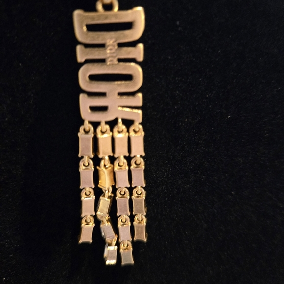 Dior Earings - Picture 3 of 6
